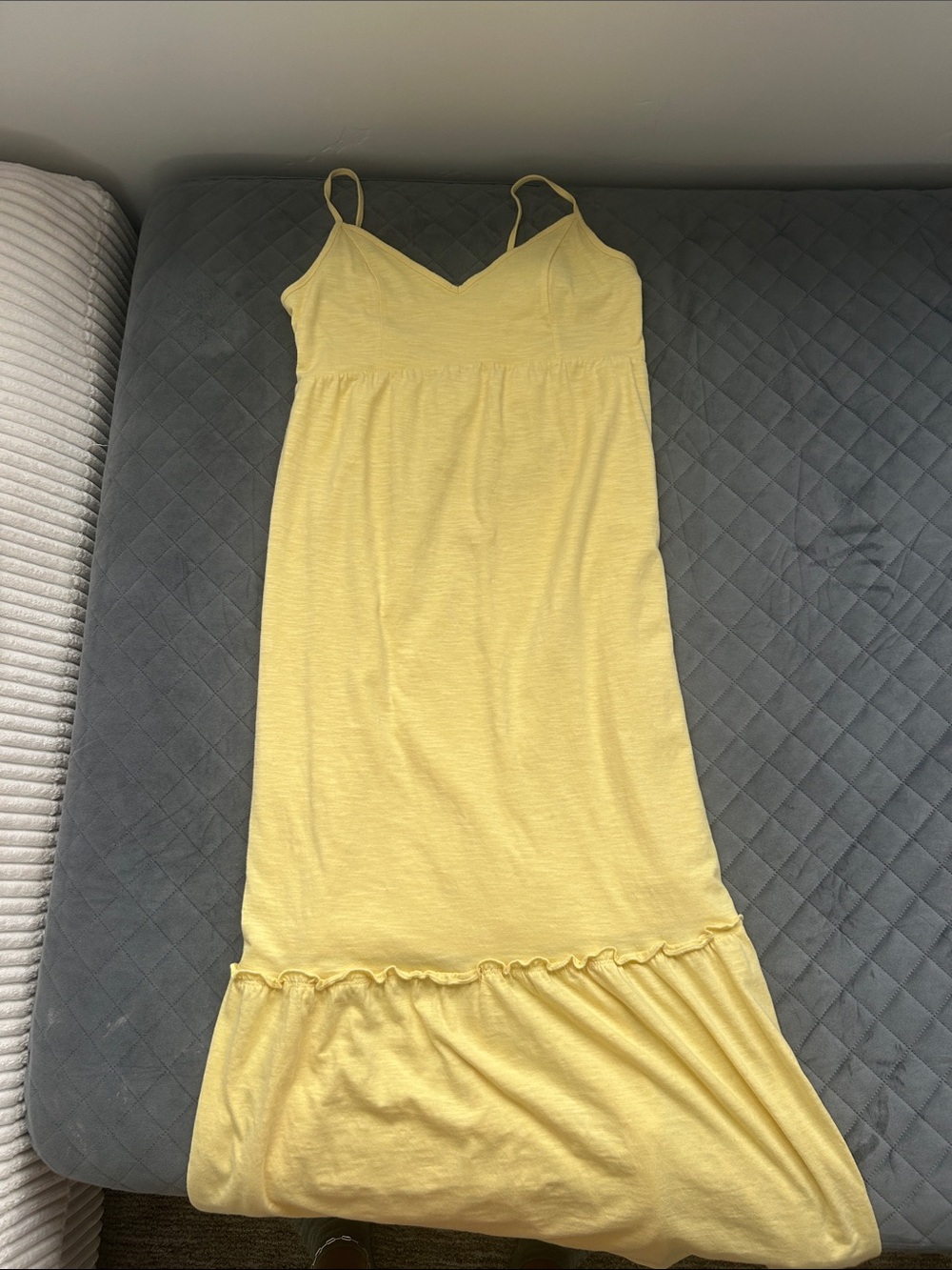 SO Yellow Sleeveless Maxi Chemise with V-Neck